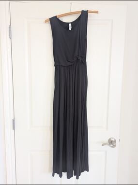 Latched Mama Boardwalk Nursing Maxi Black XS